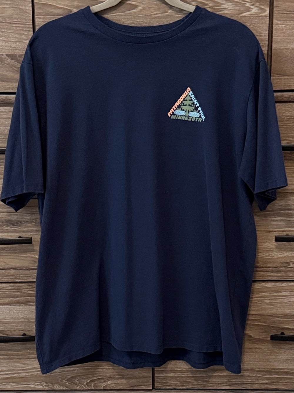 Patagonia Saint Paul Minnesota Responsibili-Tee Shirt Size Large New Navy Blue